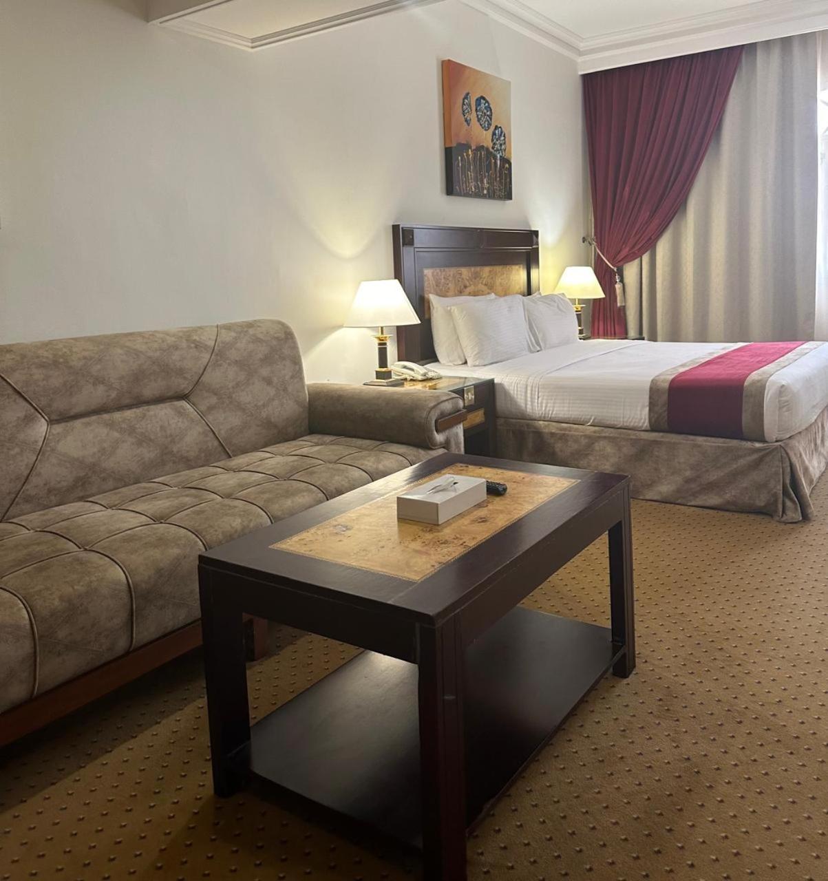 מוסקט Caesar Hotel מראה חיצוני תמונה