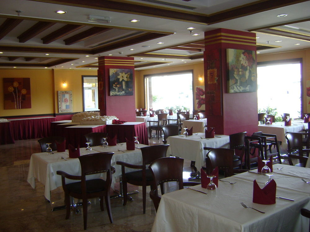 מוסקט Caesar Hotel מראה חיצוני תמונה