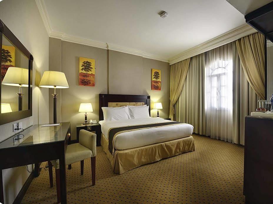 מוסקט Caesar Hotel מראה חיצוני תמונה