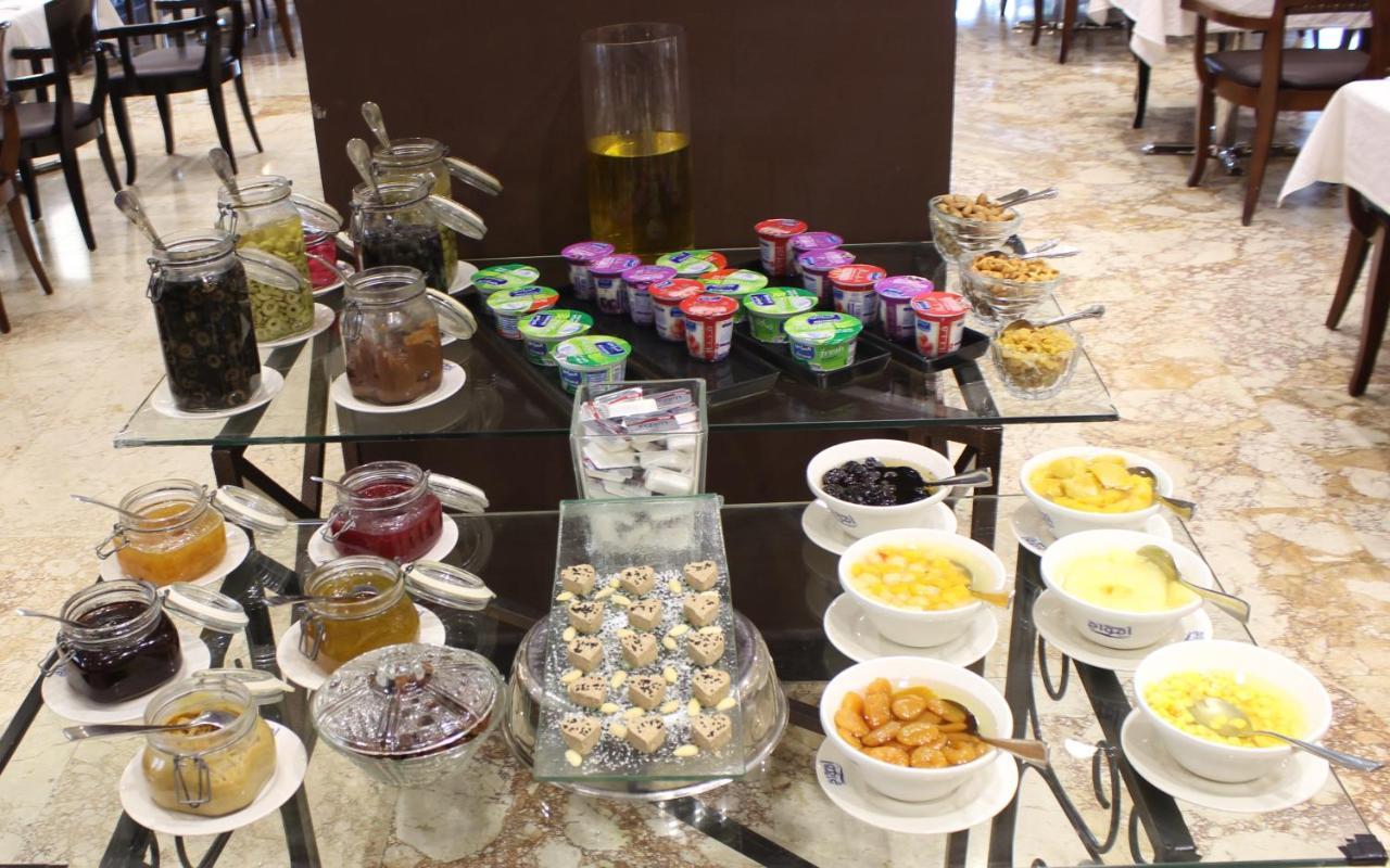 מוסקט Caesar Hotel מראה חיצוני תמונה