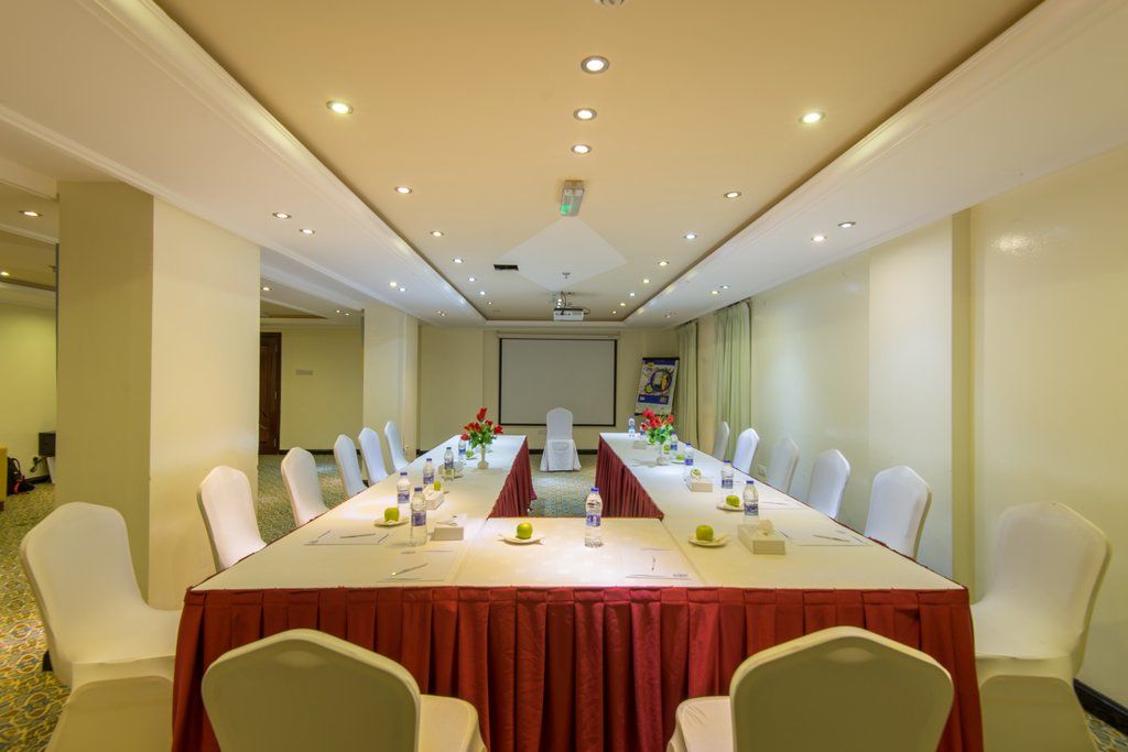 מוסקט Caesar Hotel מראה חיצוני תמונה